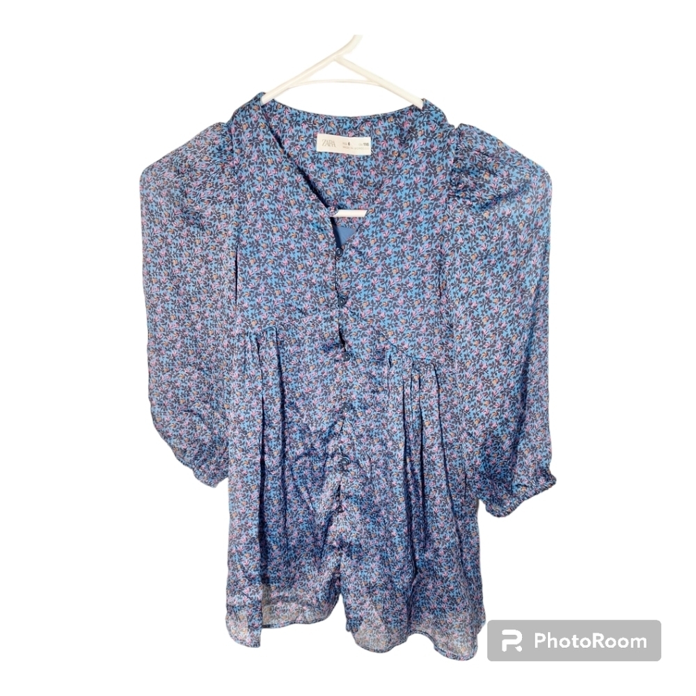 Women's Size 6 Zara Blue Floral Pattern Top
